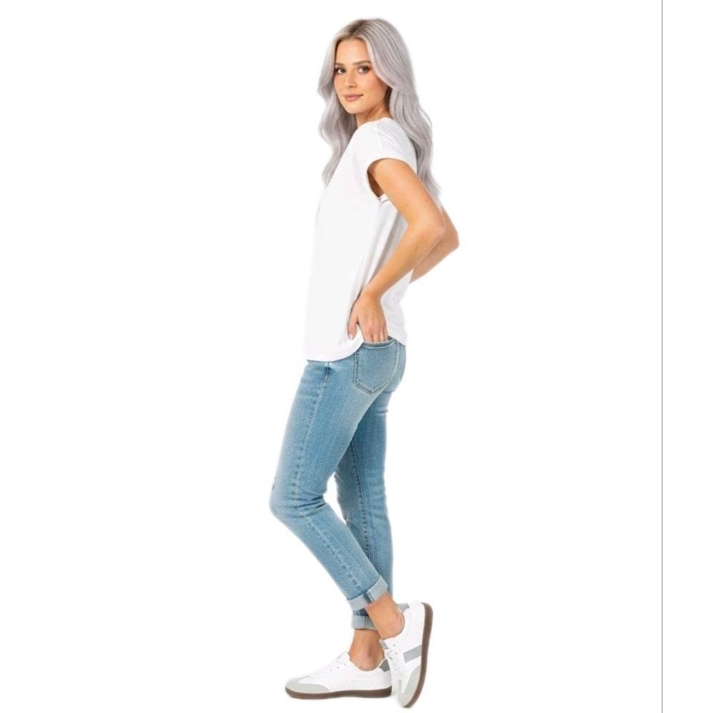 JSport Cecily Casual Sneaker Suede White Grey Low Top Women's Size 10 NIB